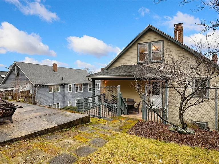 54 Edgecliff Rd #2 — Photo 20