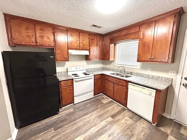 115 Ryland Ridge Cir — Photo 3