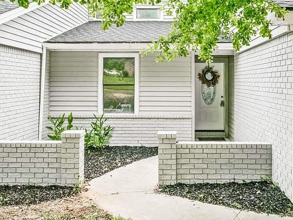 2nd image of 1016 Fleming Dr
