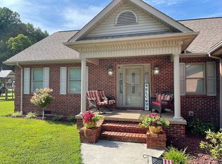 22 Adams Ln, Barbourville, KY 40906