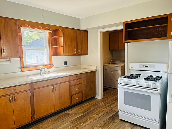 4th image of 1223 Wild St