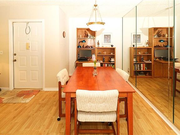 5th image of 12211 Fox Chase Dr APT G1