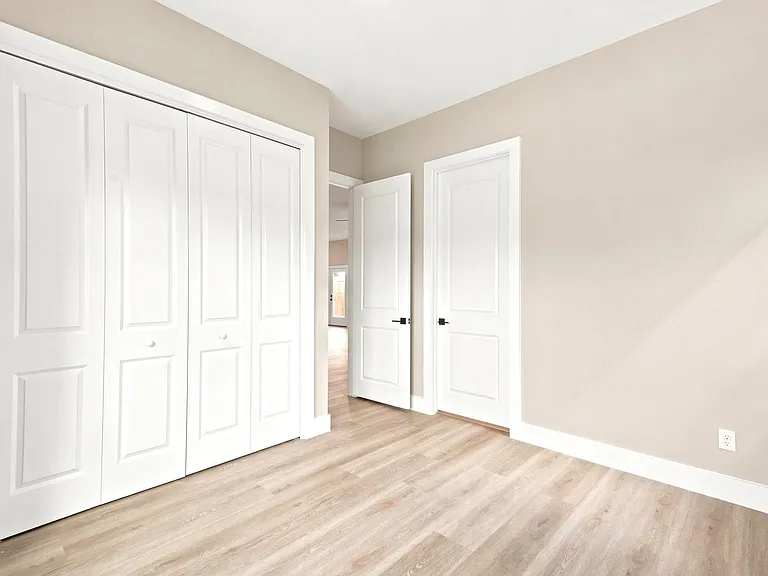 2610 Liguria Ln — Photo 24