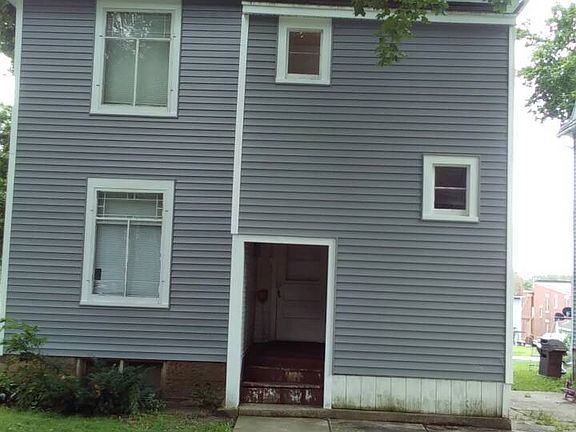 3rd image of 1611 4th Ave #1