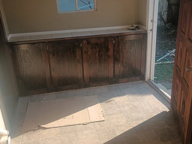 833 SW Orleans St — Photo 4