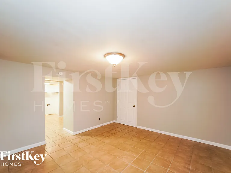 5909 Nash Ln — Photo 12
