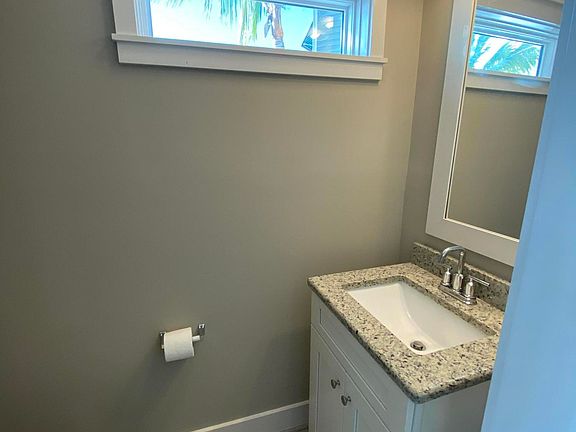2nd image of 101 11th St #34