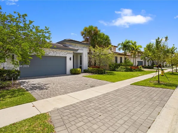 4407 SW 175th Ave, Miramar, FL 33029