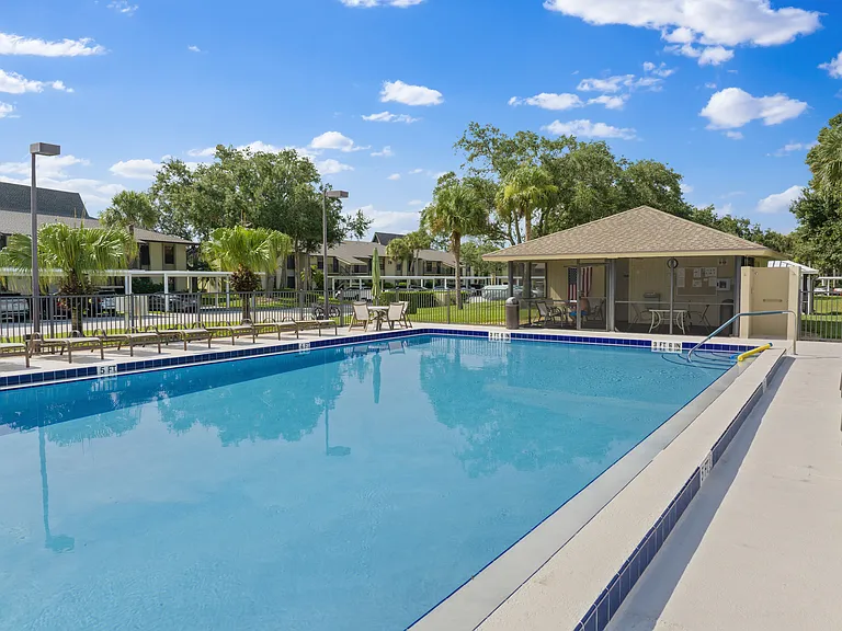 2nd heated pool!