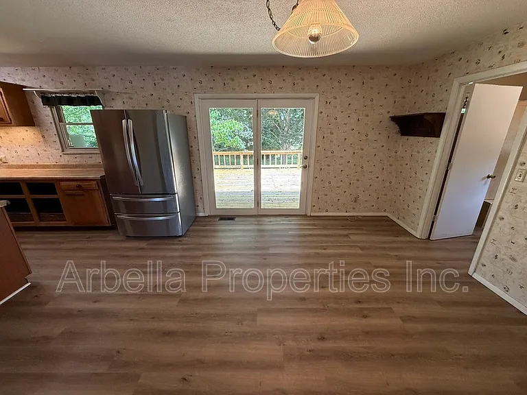 2708 Granbrook Dr — Photo 15
