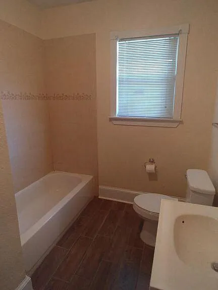 2886 Forbes St — Photo 14