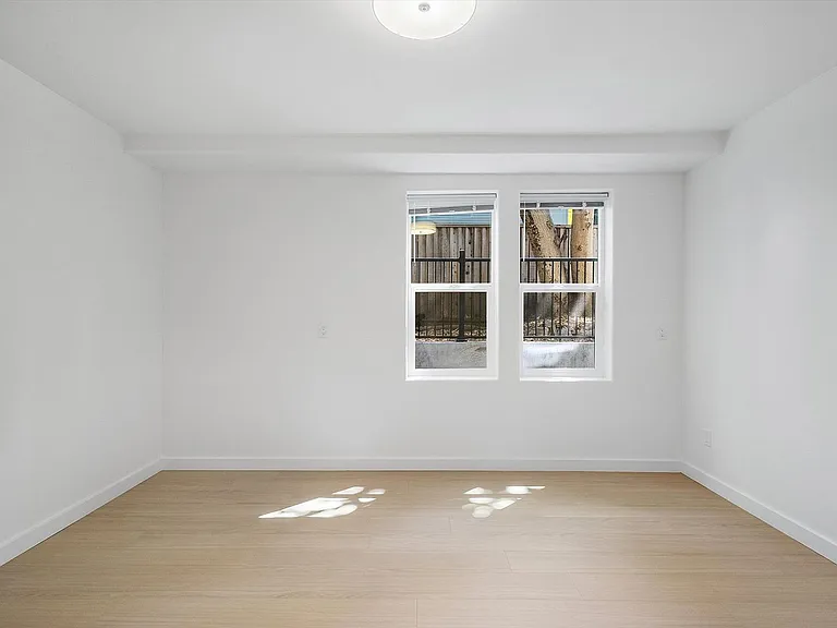 1533 Lafayette St #A — Photo 14
