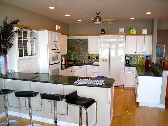 2nd image of 16408 Bayside Dr