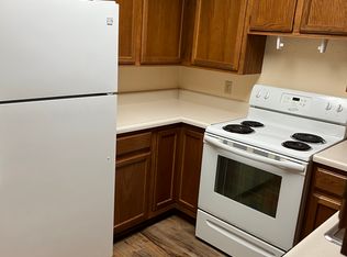 216 N Main St #2, Maryville, MO 64468