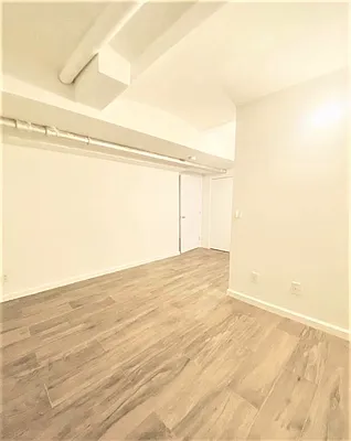Rented by Bond New York | media 17