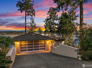 936 170th Place SE, Bellevue, WA