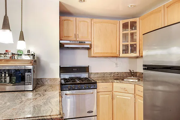 Rented by 9 Realty NYC | media 3