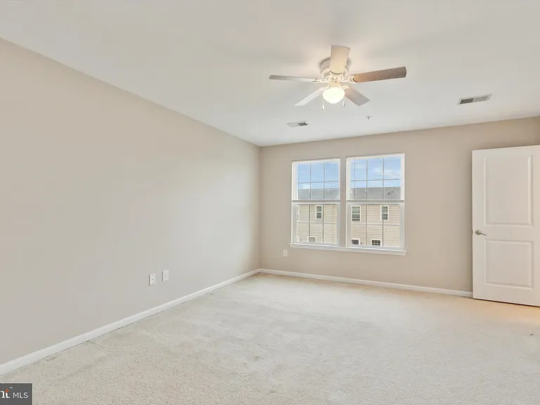 113 Raven Ct — Photo 15