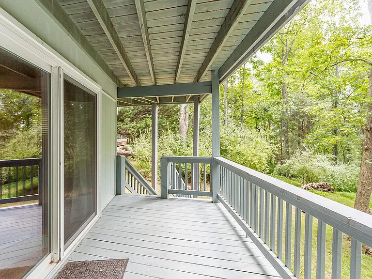 157 Greenwood Ct — Photo 7