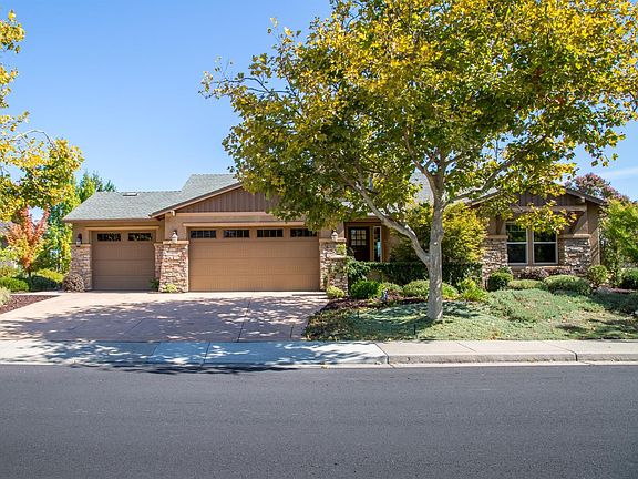 3rd image of 2281 Oak Creek Dr #1