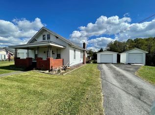 2253 Coal City Rd, Coal City, WV 25823