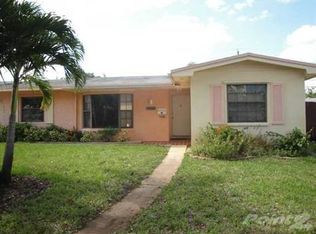 7509 Roosevelt St, Hollywood, FL 33024