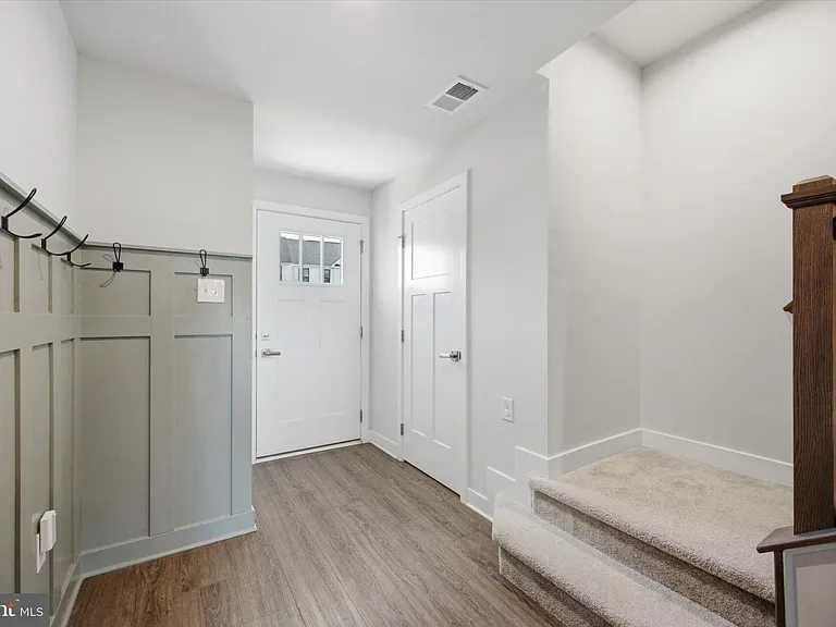 17 Sage Way — Photo 3