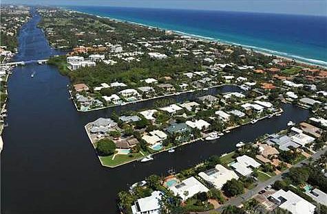 2nd image of 1015 Island Dr