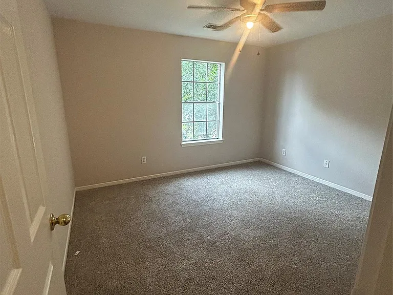 2822 Green Lodge Cir — Photo 13