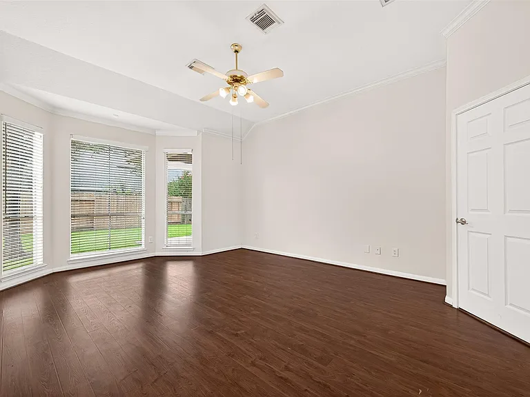 12831 Dove Point Ln — Photo 34