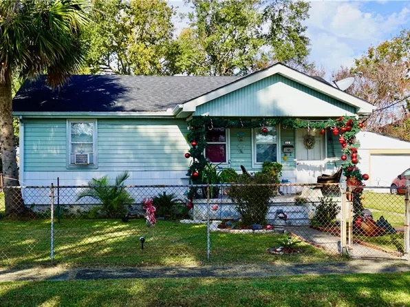 148 River Bend Dr, River Ridge, LA 70123