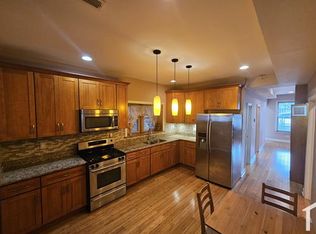 3839 S Wood St #1, Chicago, IL 60609