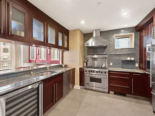 330 E 72nd St APT 12, New York, NY 10021