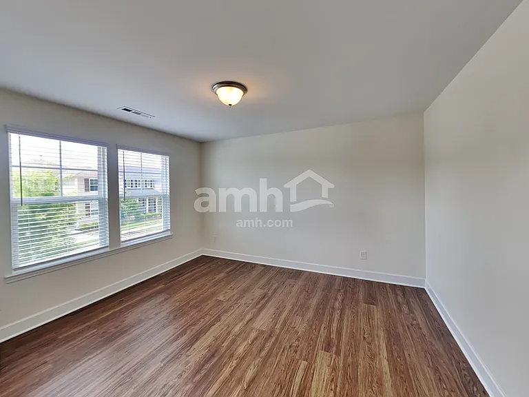 5083 Trailwater Dr — Photo 21