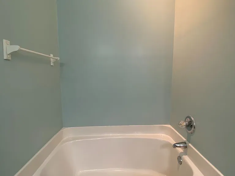 2807 Southwood Ln — Photo 13