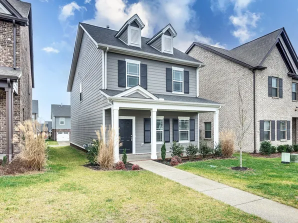 327 Cloverbrook Way, Gallatin, TN 37066