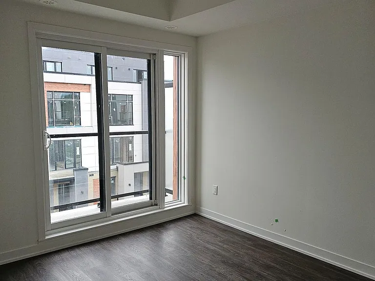 12 David Eyer Rd #Townhouse 1120 — Photo 10