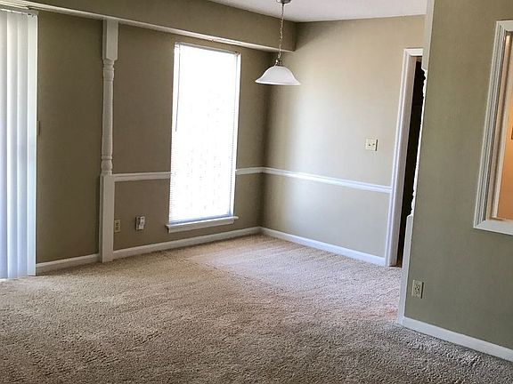 3rd image of 5932 Outlook St APT 303