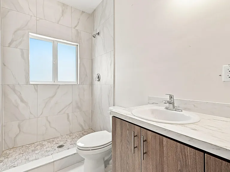4701 Evergreen Ave — Photo 10