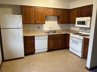 1236 Governor St #B, Springfield, IL 62704