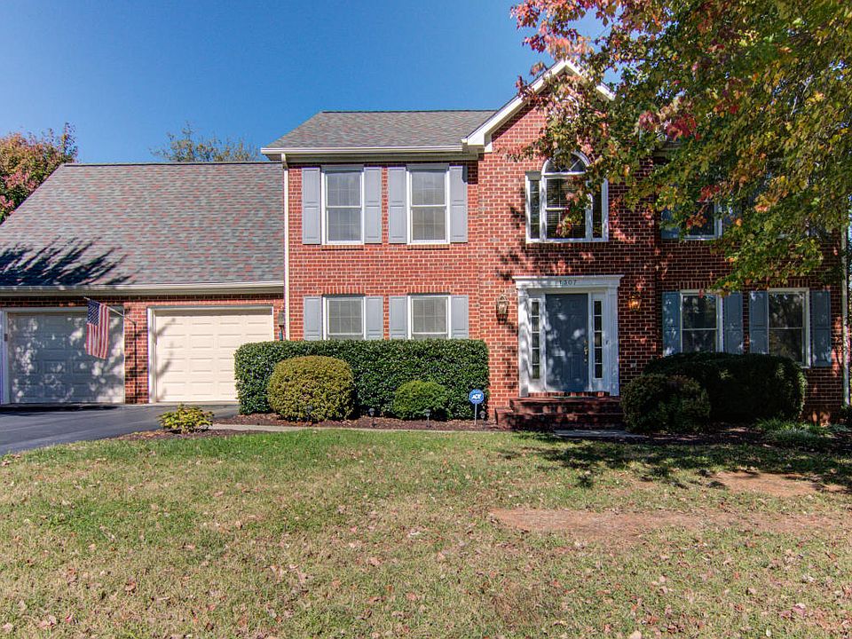 1st image of 1307 Meadowview Dr