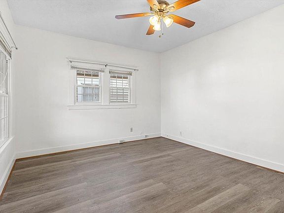 2nd image of 3011 Montana Ave