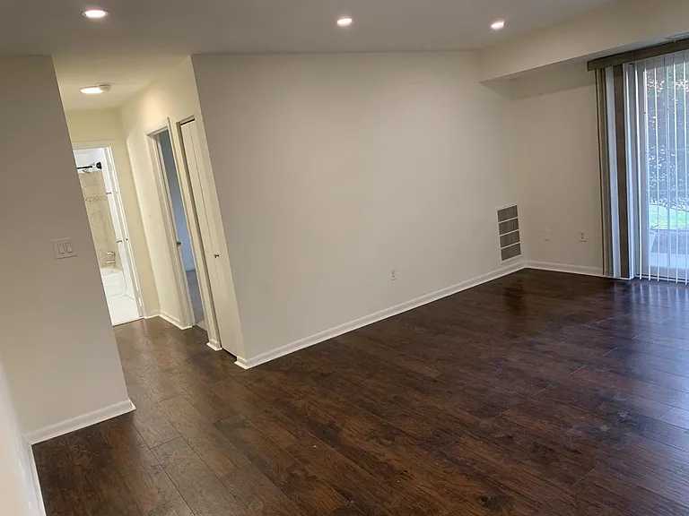 1531 Colonial Dr #104 — Photo 17