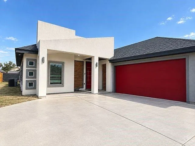 414 Jessica Street - 1 — Photo 1
