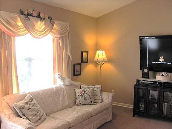 5th image of 124 Creeks Jewell Dr