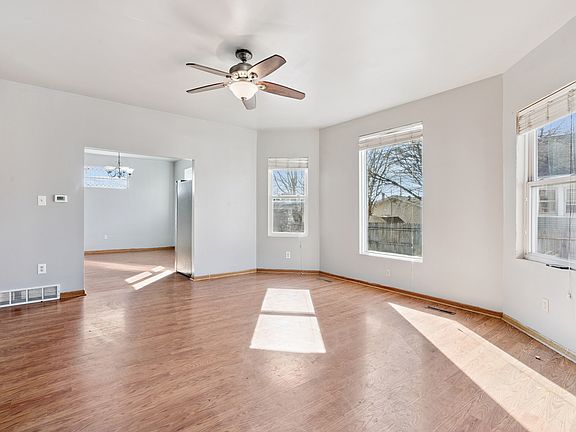 5th image of 1315 Pershing Blvd