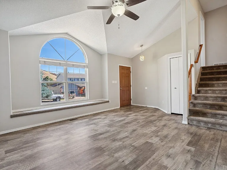 7430 Julynn Rd — Photo 6