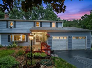 83 Barbourtown Rd, Collinsville, CT 06019