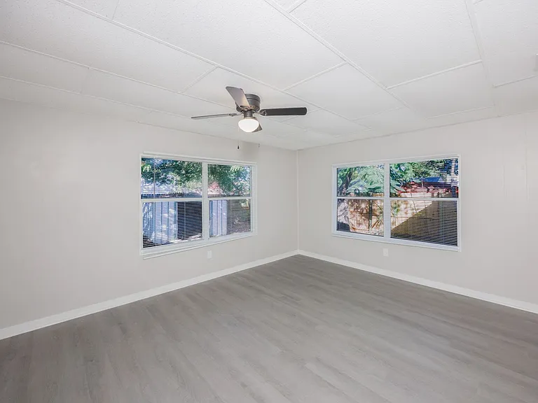 1530 S Martin Luther King Jr Ave — Photo 23
