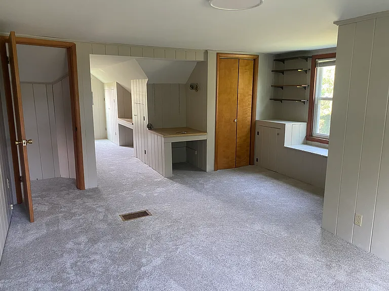 53760 Farmington Rd — Photo 17